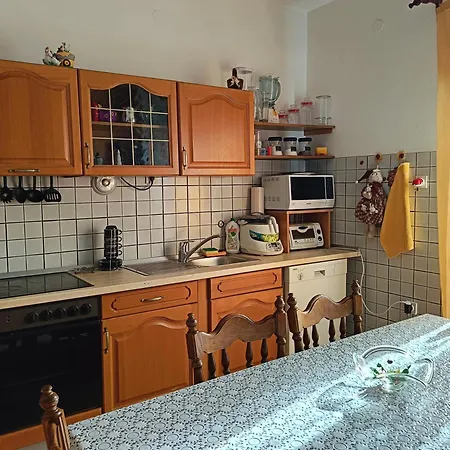 Laura Апартаменты *