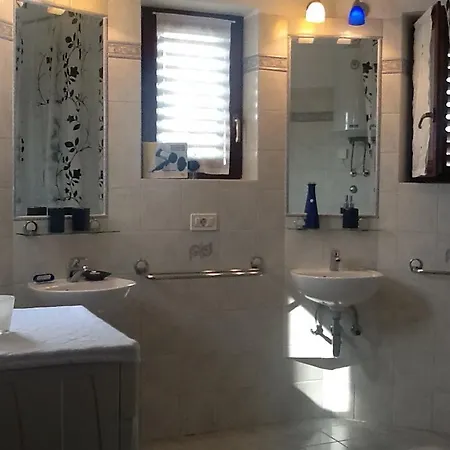 Апартаменты Laura